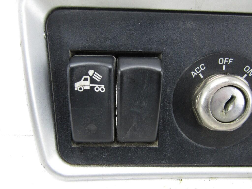 KENWORTH T600 Ignition Switch OEM S641123121 in OWENSBORO, KY 128937