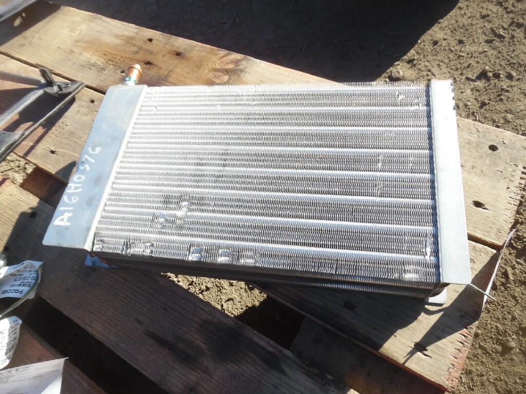 KENWORTH T660 HEATER CORE in Stockton, CA 1395416