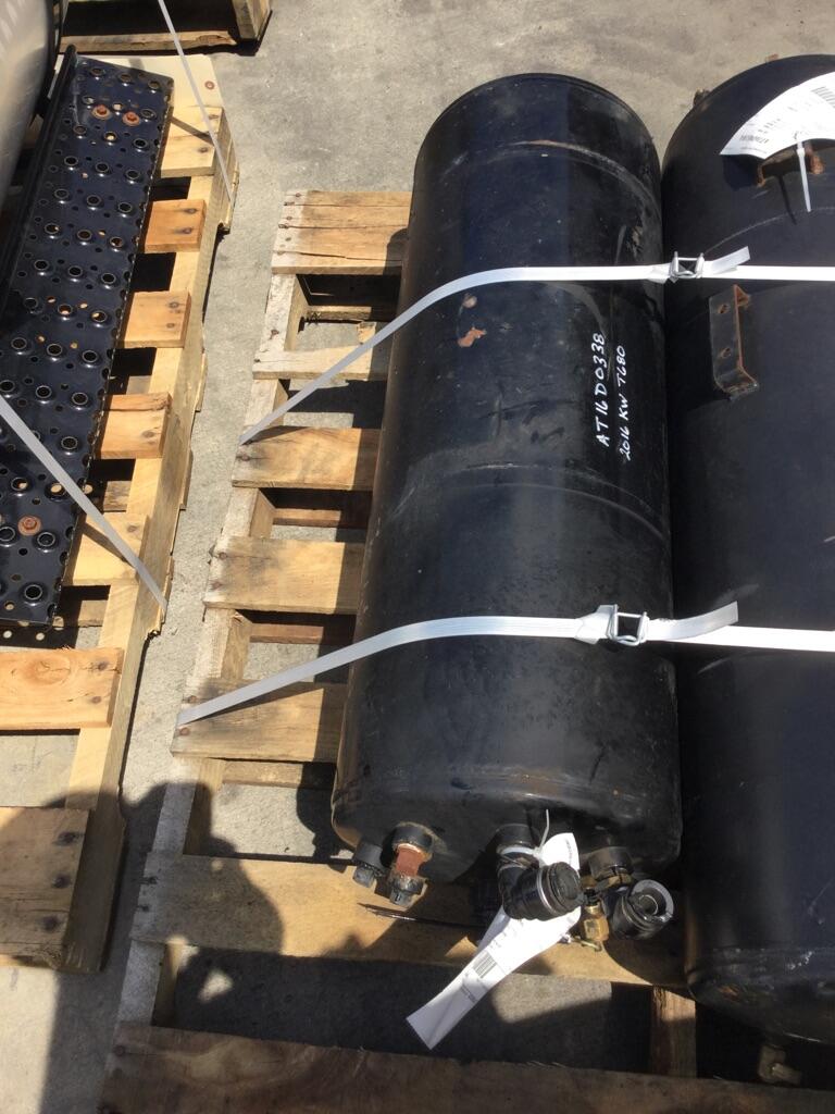 KENWORTH T680 AIR TANK in Easton, MD AT16D0338B