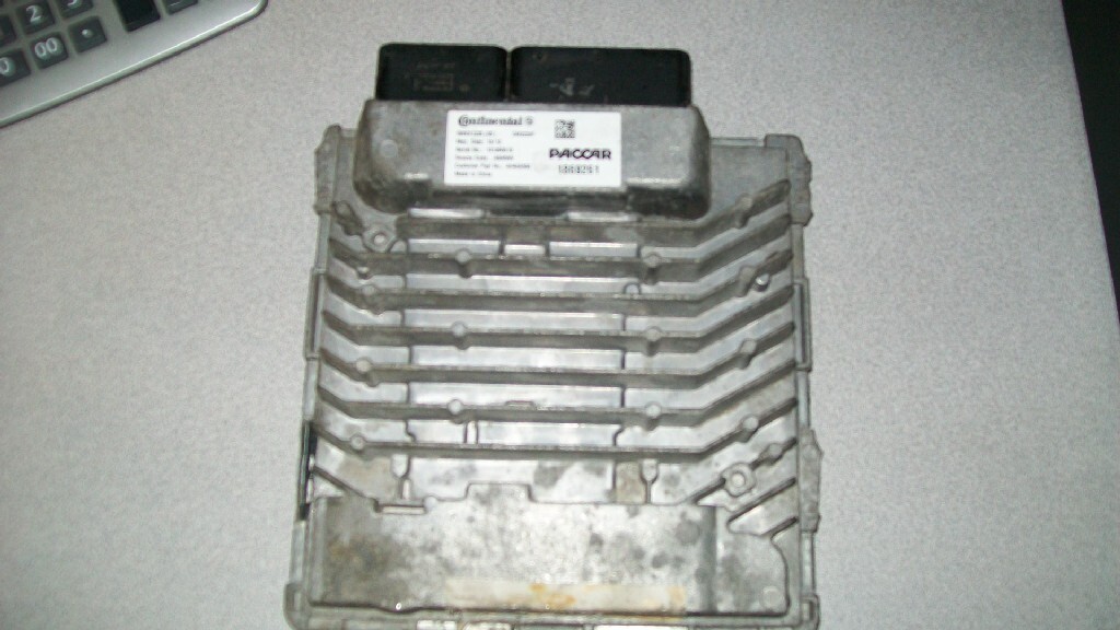 KENWORTH T680 DPF (Diesel Particulate Filter) OEM# 1869261 in