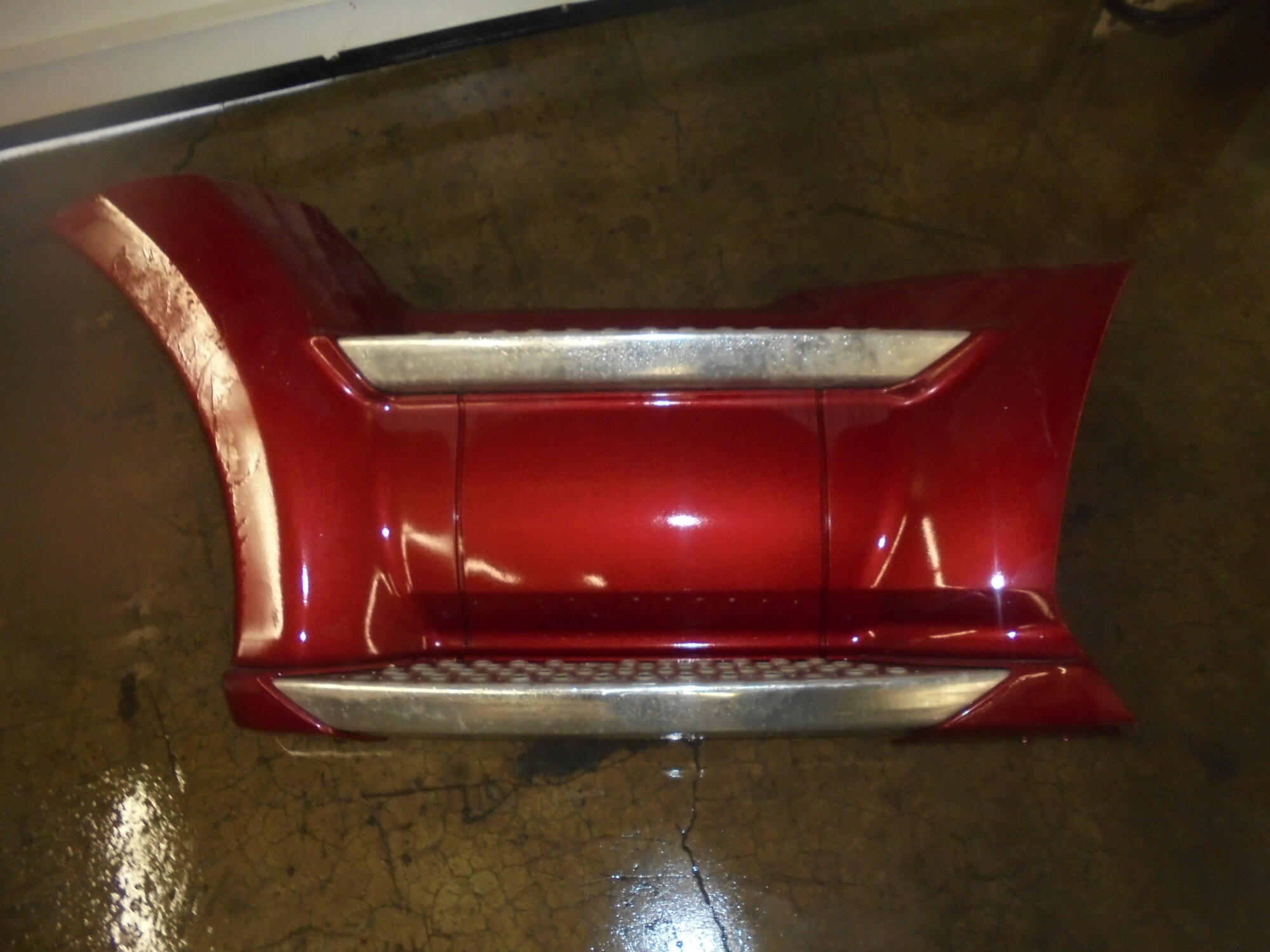 KENWORTH T680 Side Fairing OEM A3310992101 in SPOKANE, WA 1560