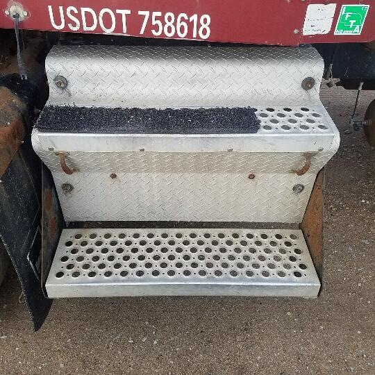 KENWORTH T800 Battery Box (Bottom) in Hastings, NE #14119
