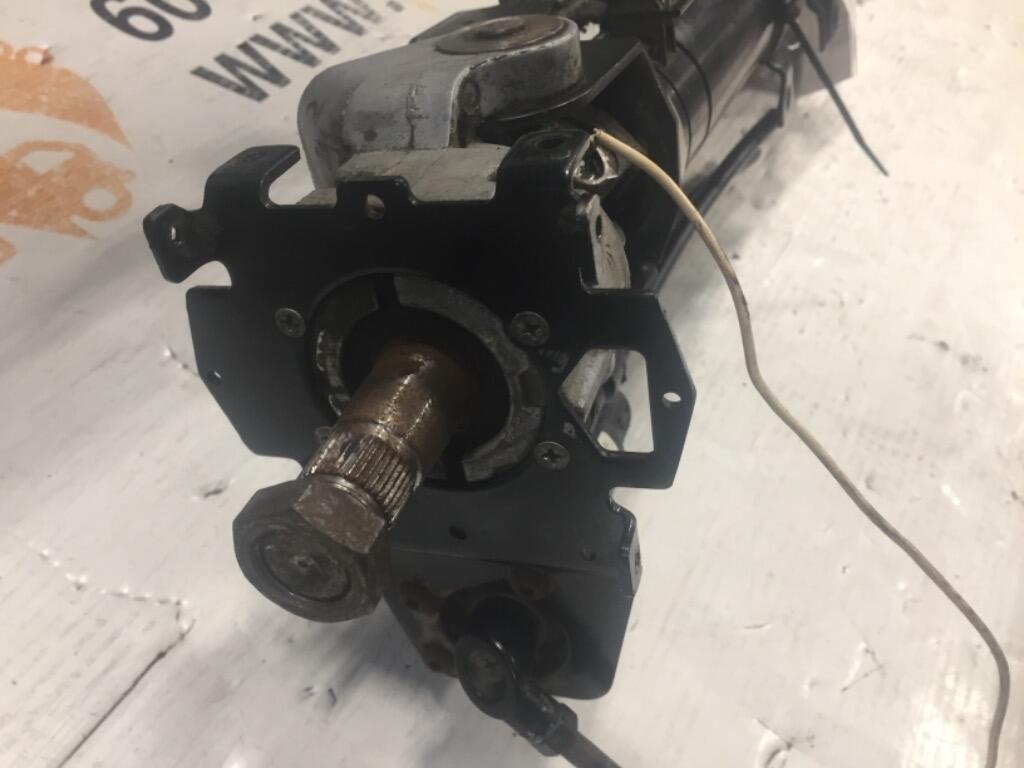 KENWORTH T800 Steering Column OEM J19101631110S in Abbotsford