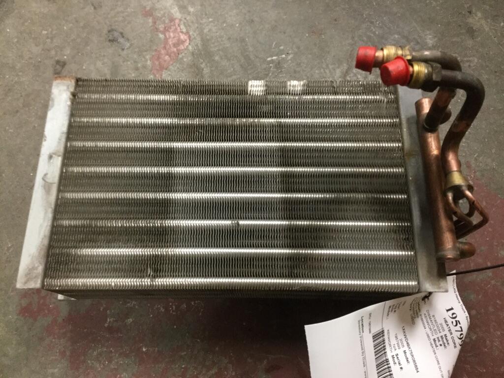 KENWORTH W900 HEATER CORE OEM SR2000012 in Spokane, WA 1957999