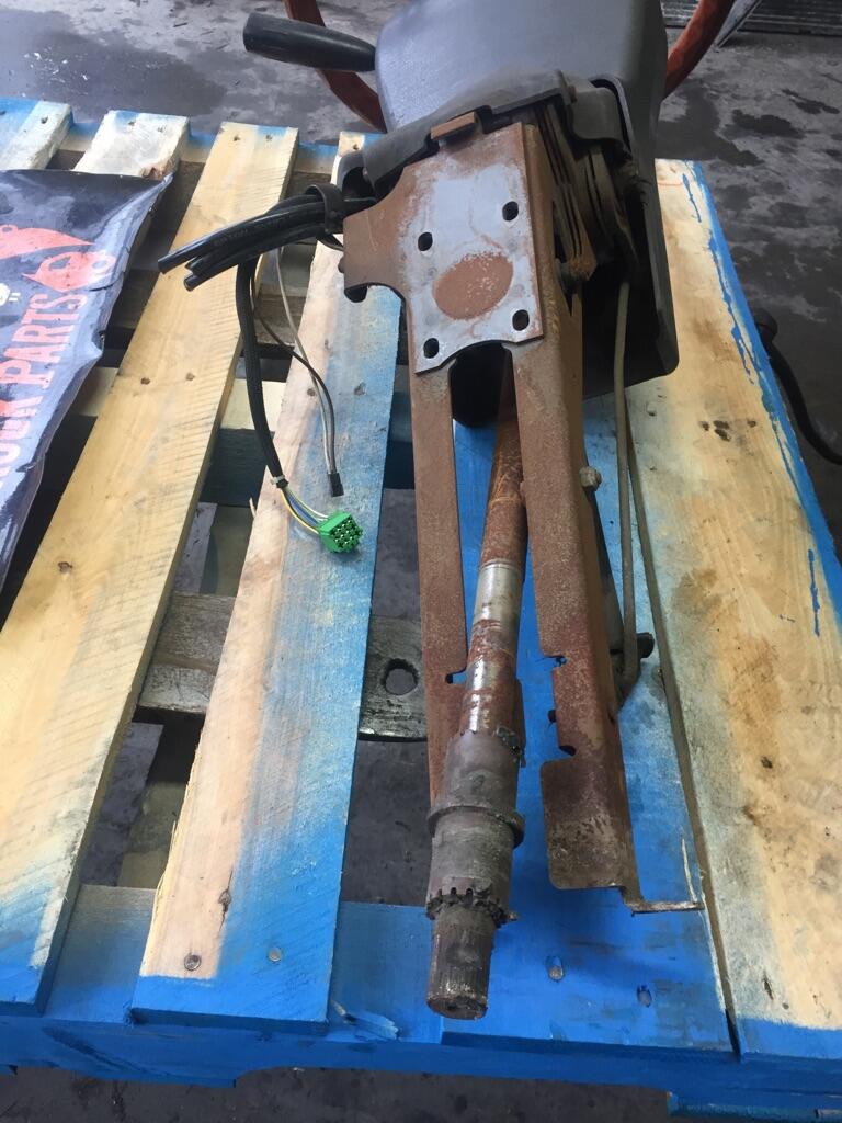 KENWORTH W900 Steering Column in Abbotsford, BRITISH COLUMBIA 32542