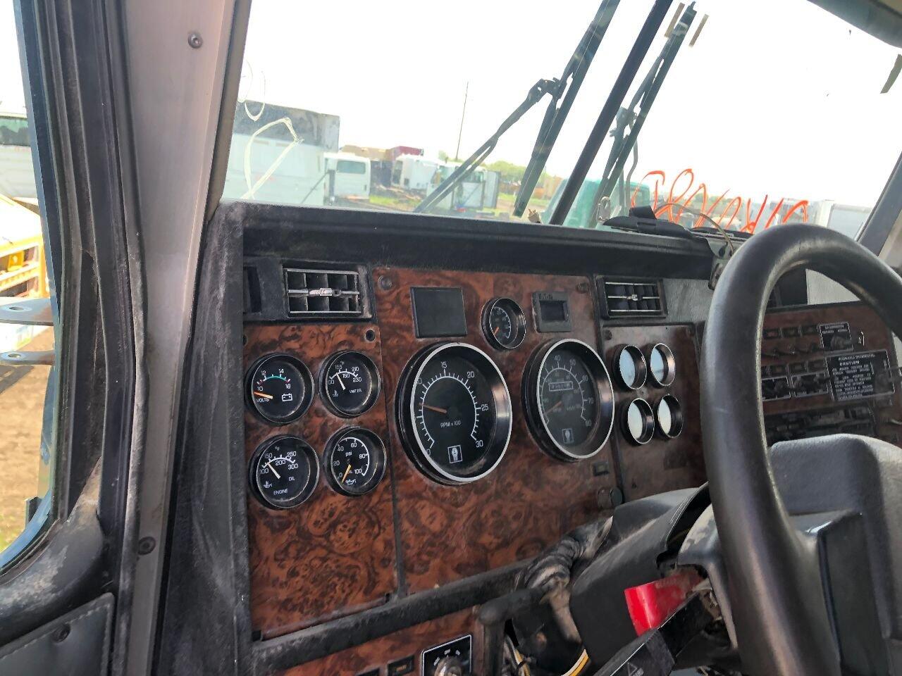 Kenworth Dashboard