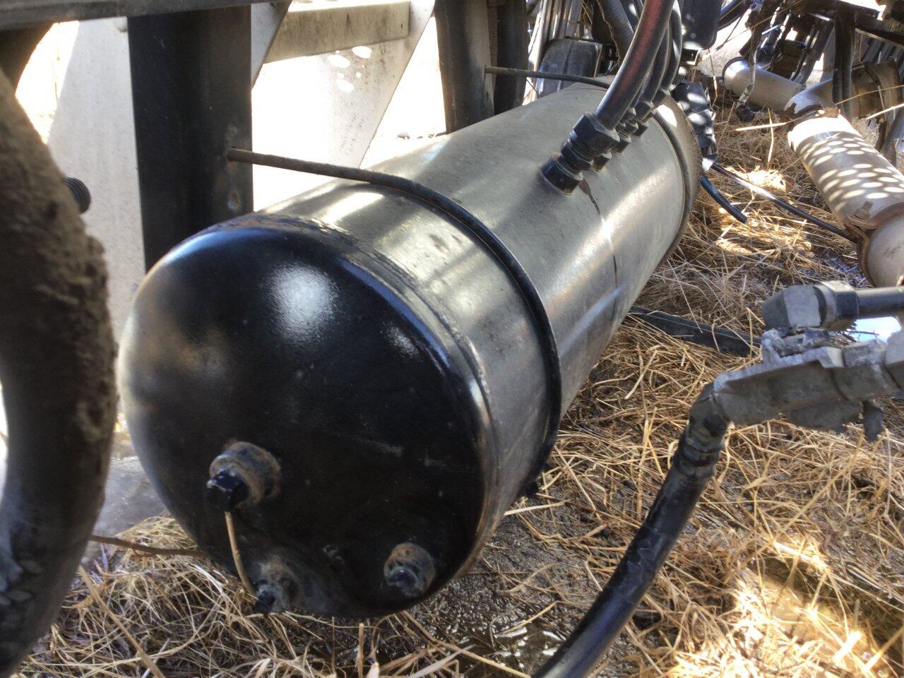 Kenworth T660 Air Tank in Spencer, IA 24651432
