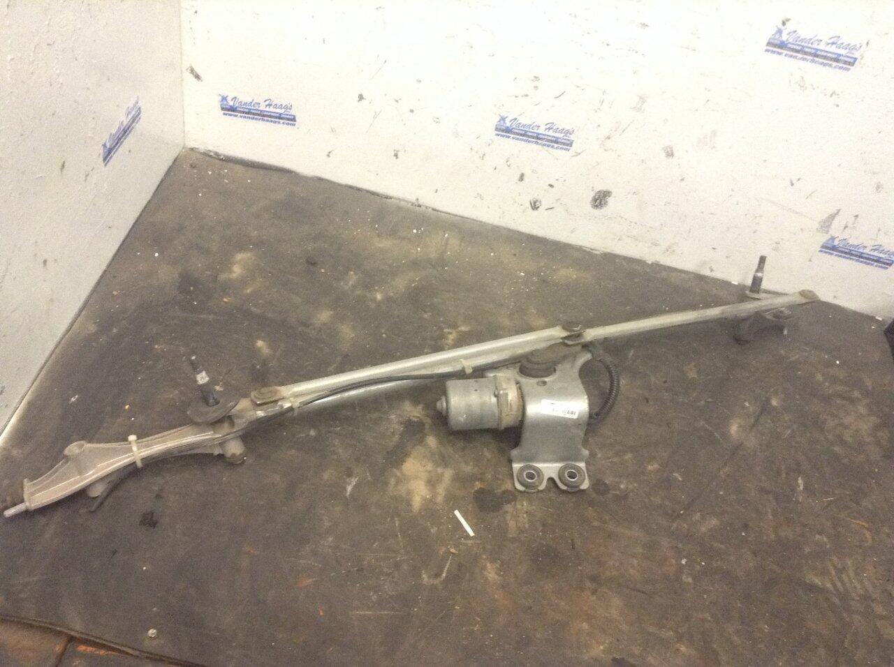 Kenworth T680 Wiper Motor, Windshield in Spencer, IA 24543936