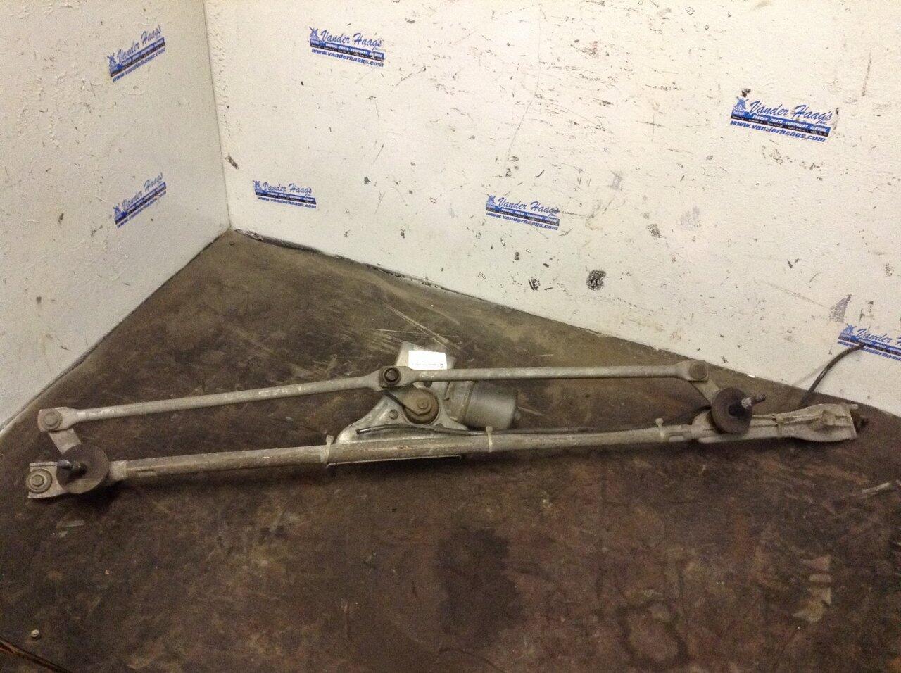 Kenworth T680 Wiper Motor, Windshield in Spencer, IA 24558022