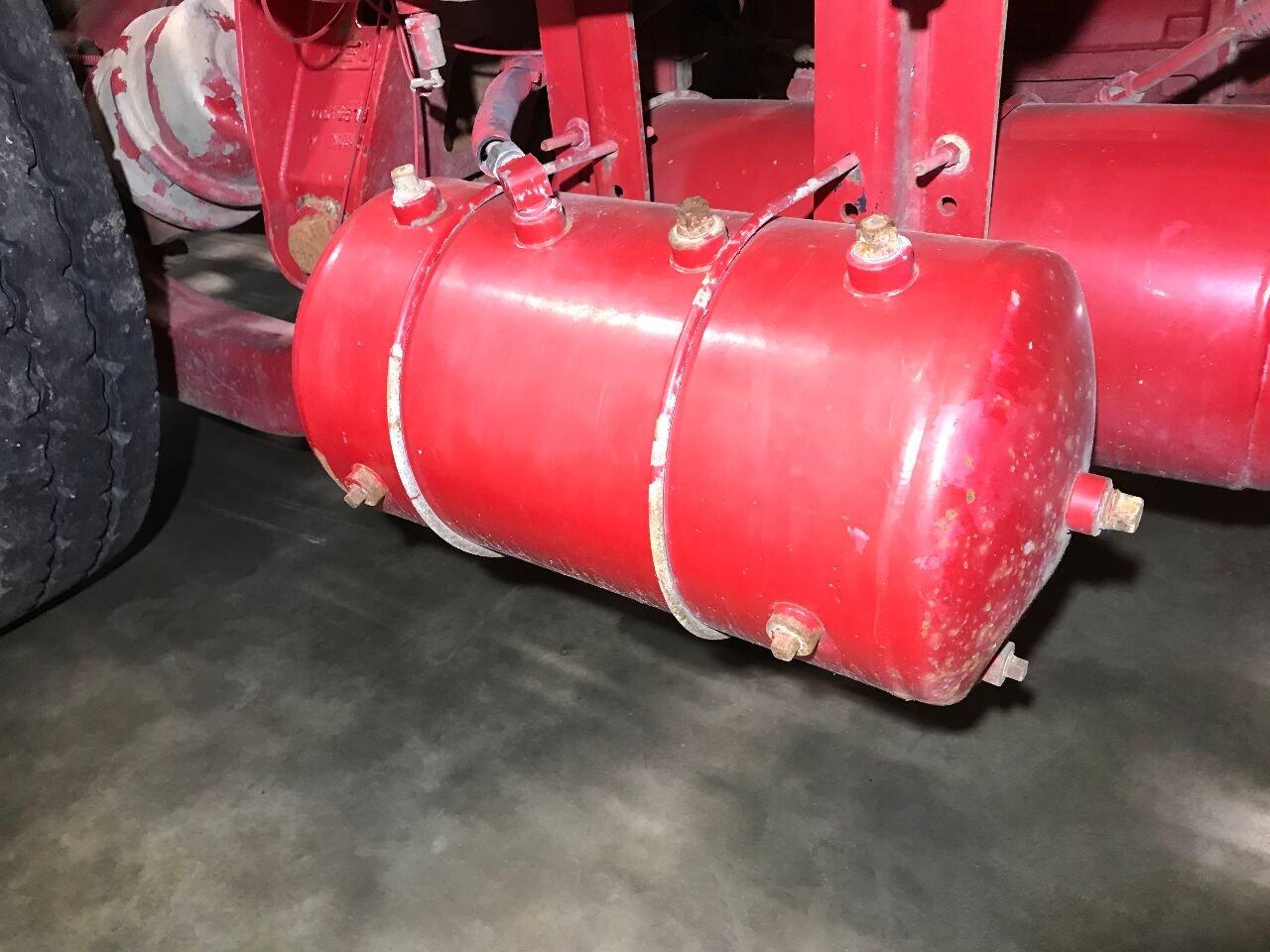Kenworth T800 Air Tank in Sioux Falls, SD 24932852