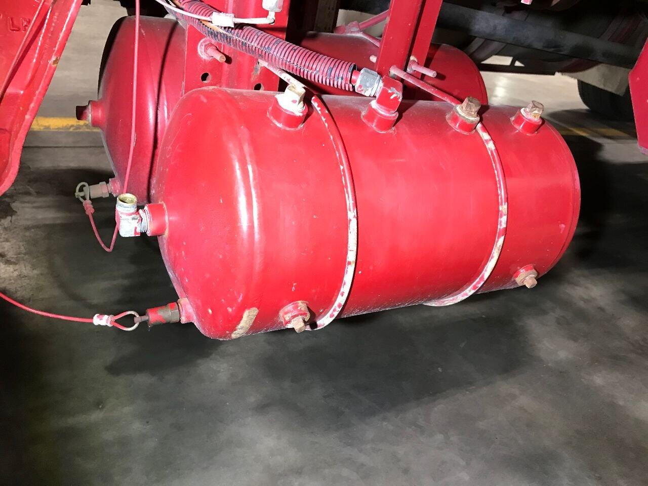 Kenworth T800 Air Tank in Sioux Falls, SD 24932852