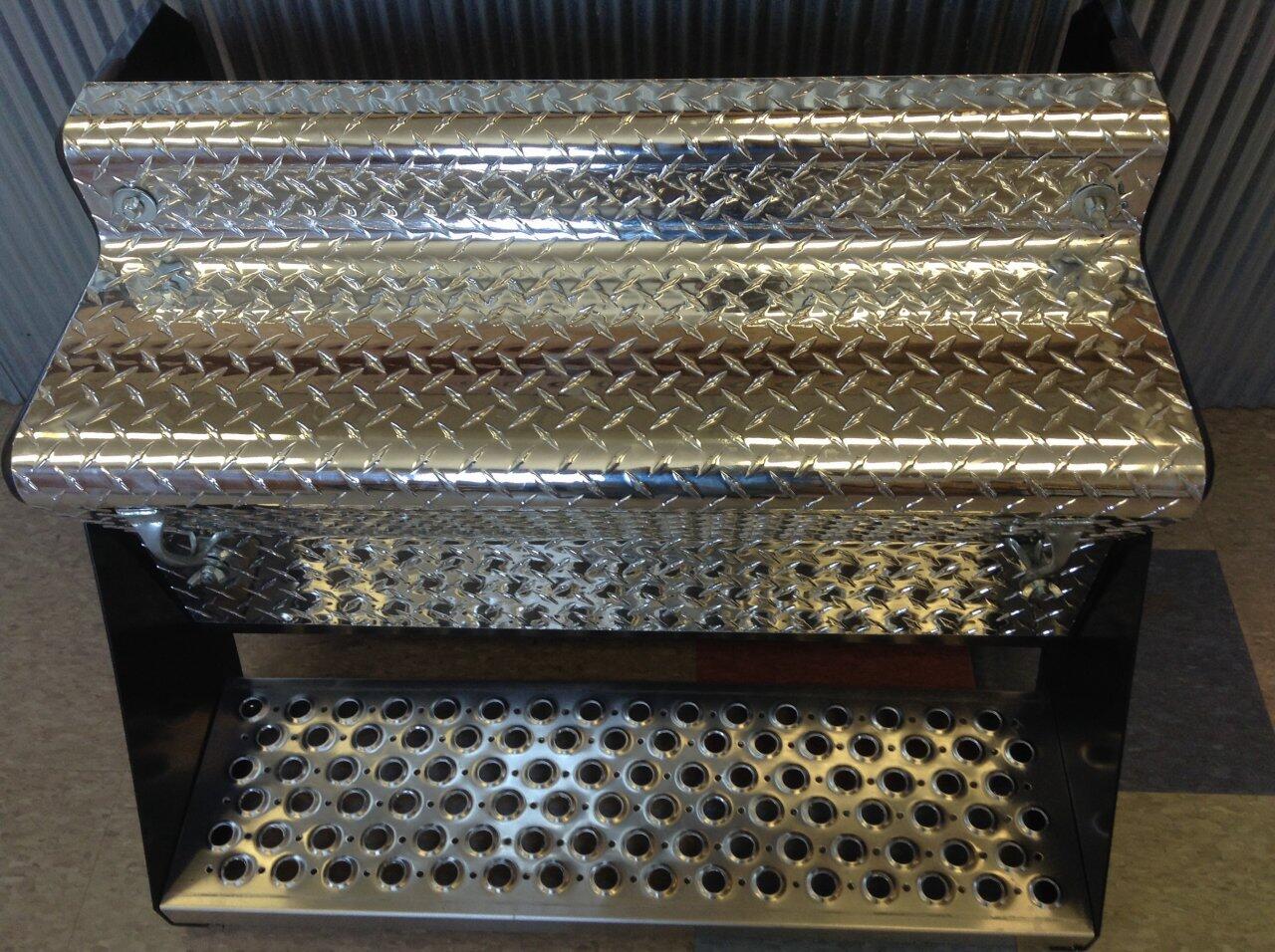 Kenworth T800 Battery Box in Spencer, IA #BF 02-0501001