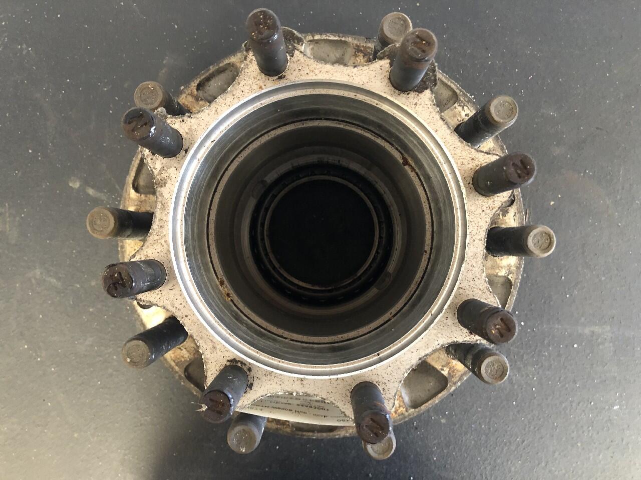 Kenworth W900B Hub OEM 24493001 in Spencer, IA 24278874