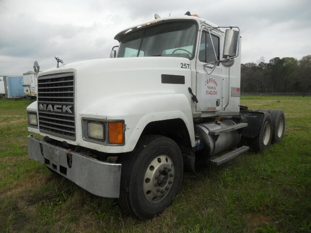 MACK CH 613 Hood in Douglas, GA #23953