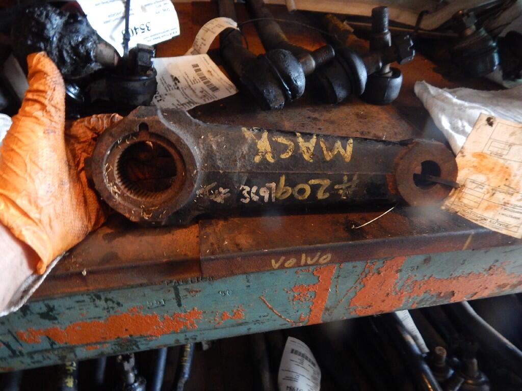 MACK CX600/VISION SERIES Pitman Arm OEM PBD31 in Holland, MI 3697