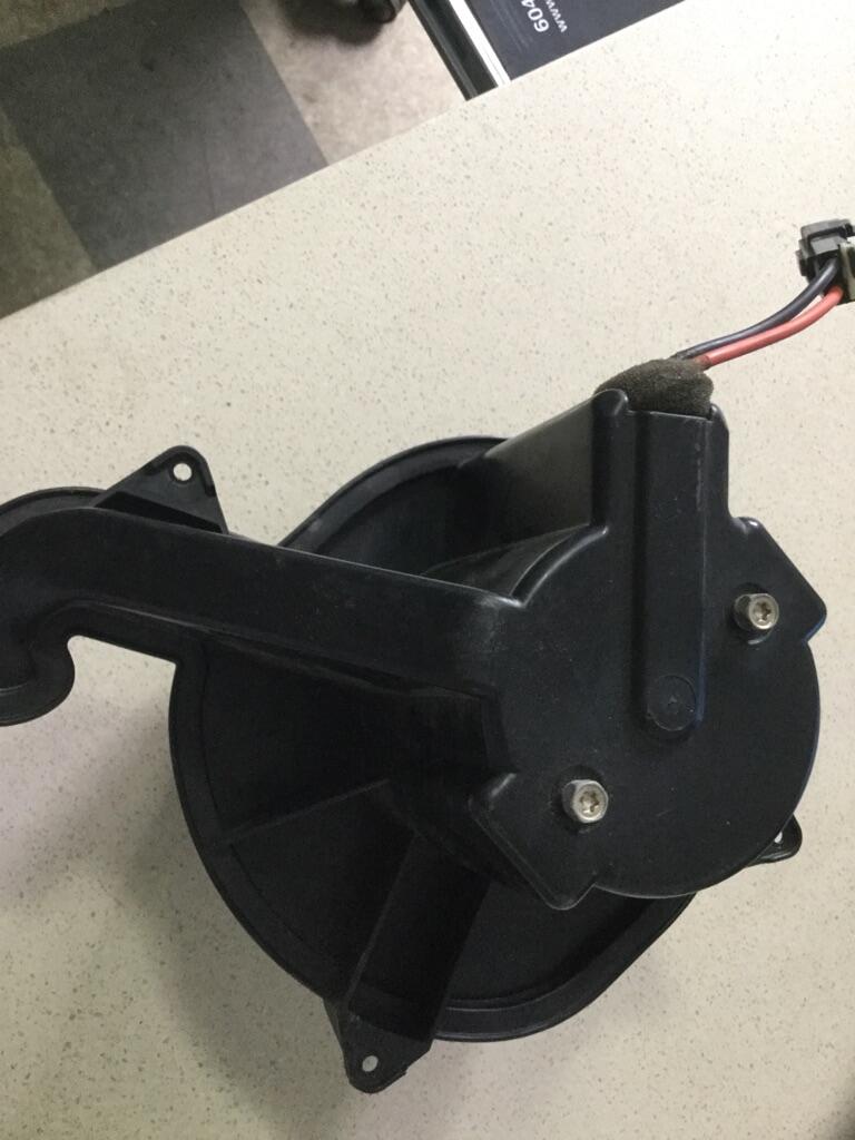 MACK CXN613 Blower Motor (HVAC) in Abbotsford, BRITISH COLUMBIA 9645