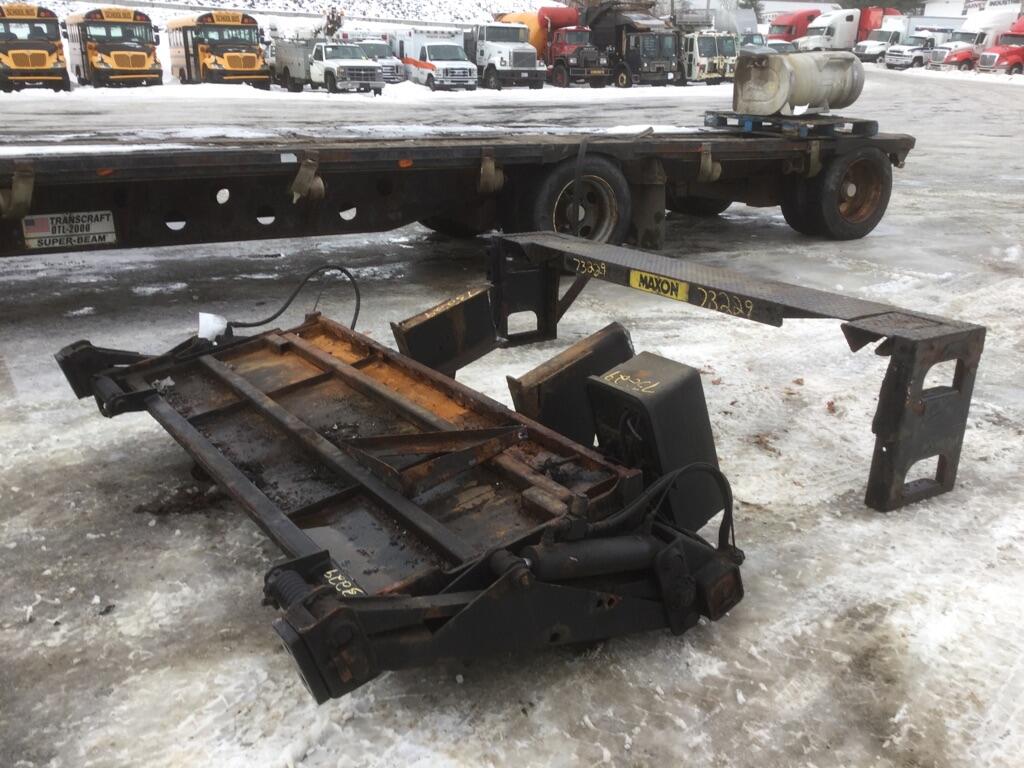 MAXON Durastar Liftgates in FITCHBURG, MA 73229