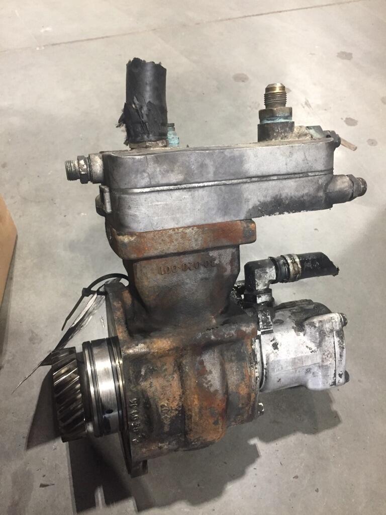 MERCEDES MBE4000 Air Compressor OEM 4123520156 in Abbotsford, BRITISH