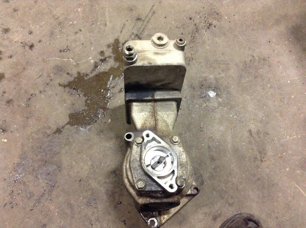 Mercedes MBE4000 Air Compressor OEM A4571302415 in Spencer, IA C20577