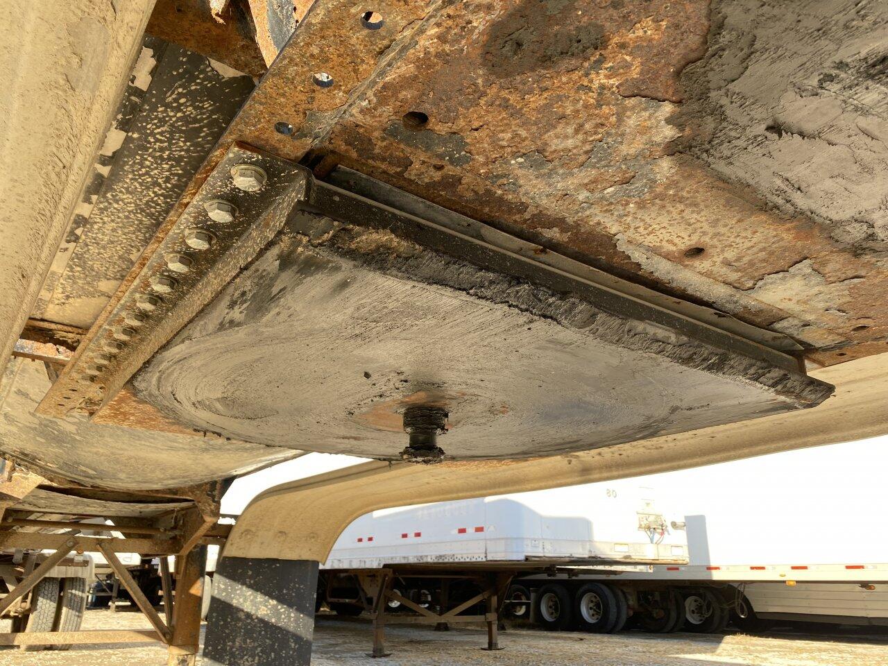 Heavy Trucks & Commercial Vehicles