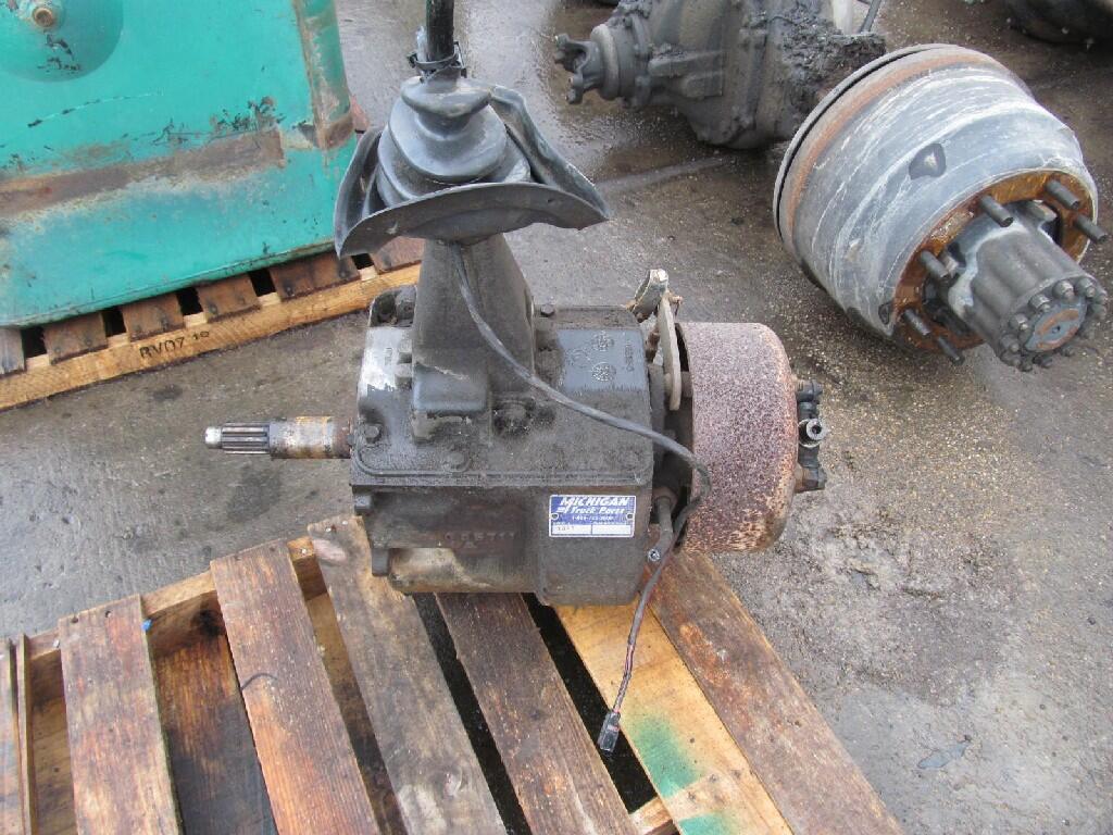 NEW PROCESS 435 Transmission/Transaxle Assembly in Westland, MI 87505