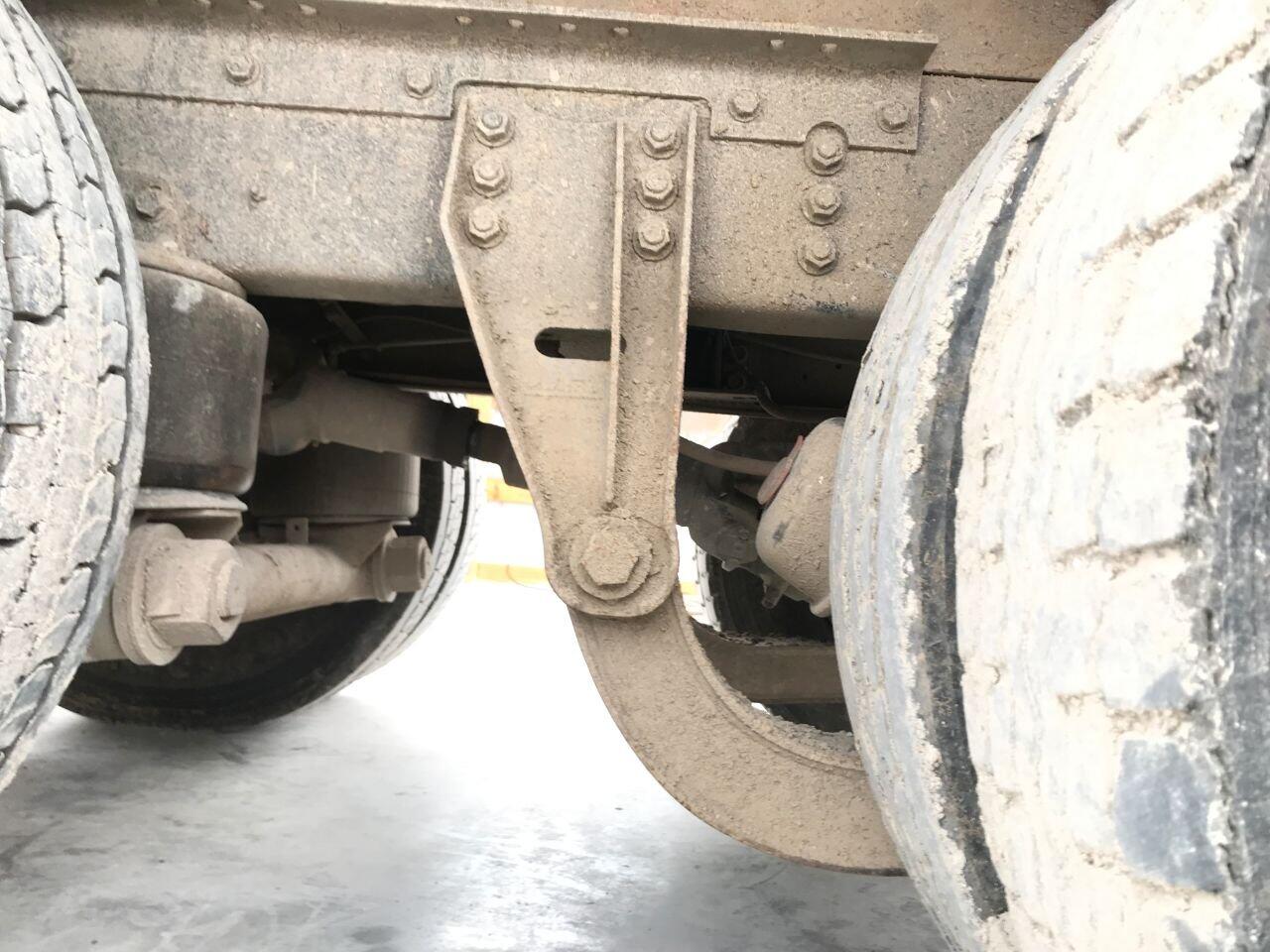 Neway AD246 Suspension in Council Bluffs, IA 24791409