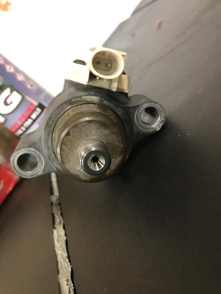 PACCAR MX13 Fuel Pump (Injection) OEM 1861200 in Abbotsford, BRITISH