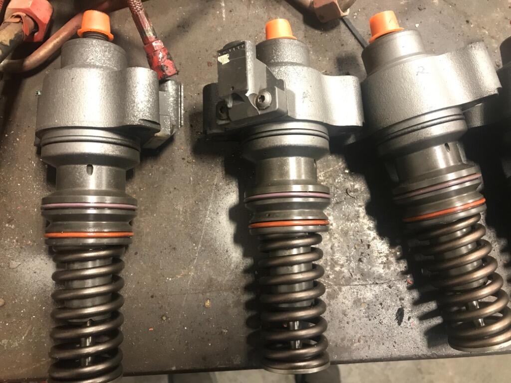 PACCAR MX13 Fuel Pump (Injection) OEM 1861200 in Abbotsford, BRITISH