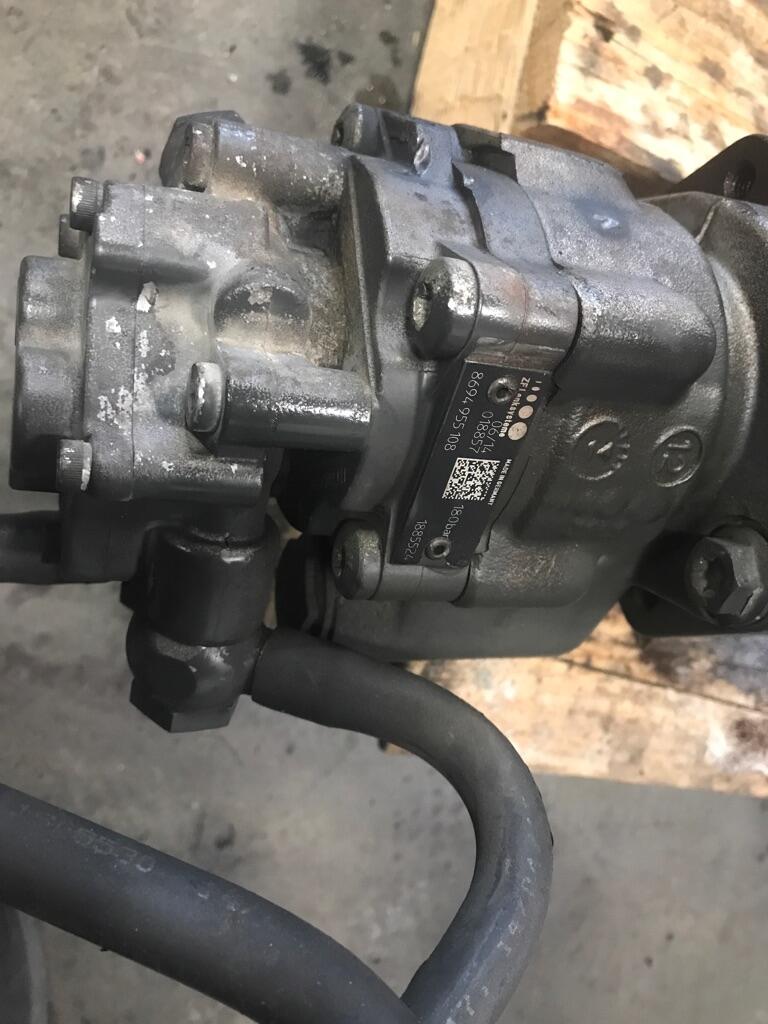 PACCAR MX13 Power Steering Pump OEM 8694 955 108 in Abbotsford