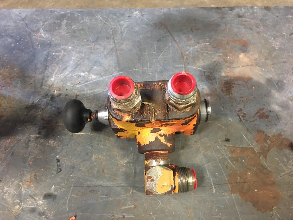 PARKER Hydraulic Pump in Oil City, LA 139360