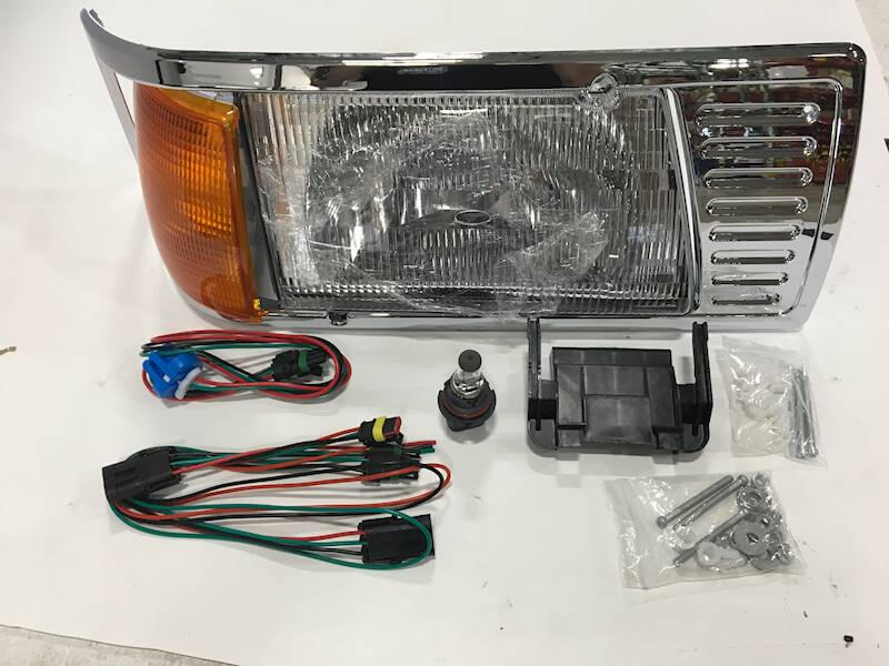 PETERBILT 377 Headlight OEM 34475 in Dorr, MI 61118232
