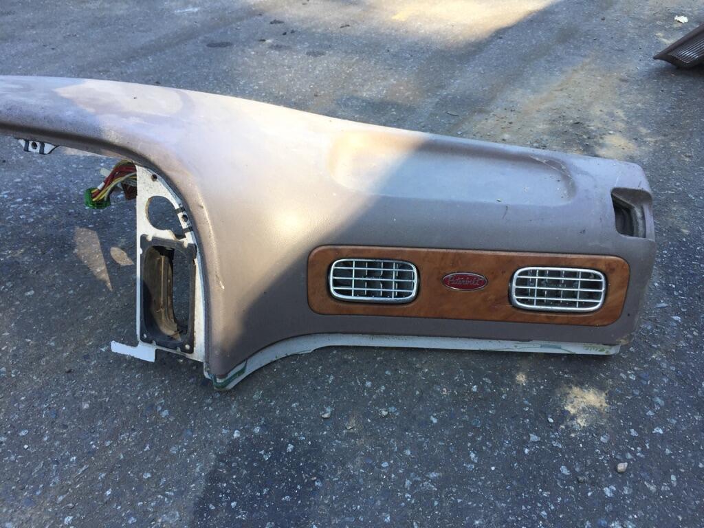 PETERBILT 379 Dash Assembly in Abbotsford, BRITISH COLUMBIA 25734