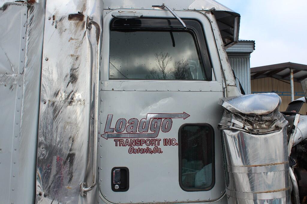 PETERBILT 379 Door Glass, Front in MORRISVILLE, NY 1250