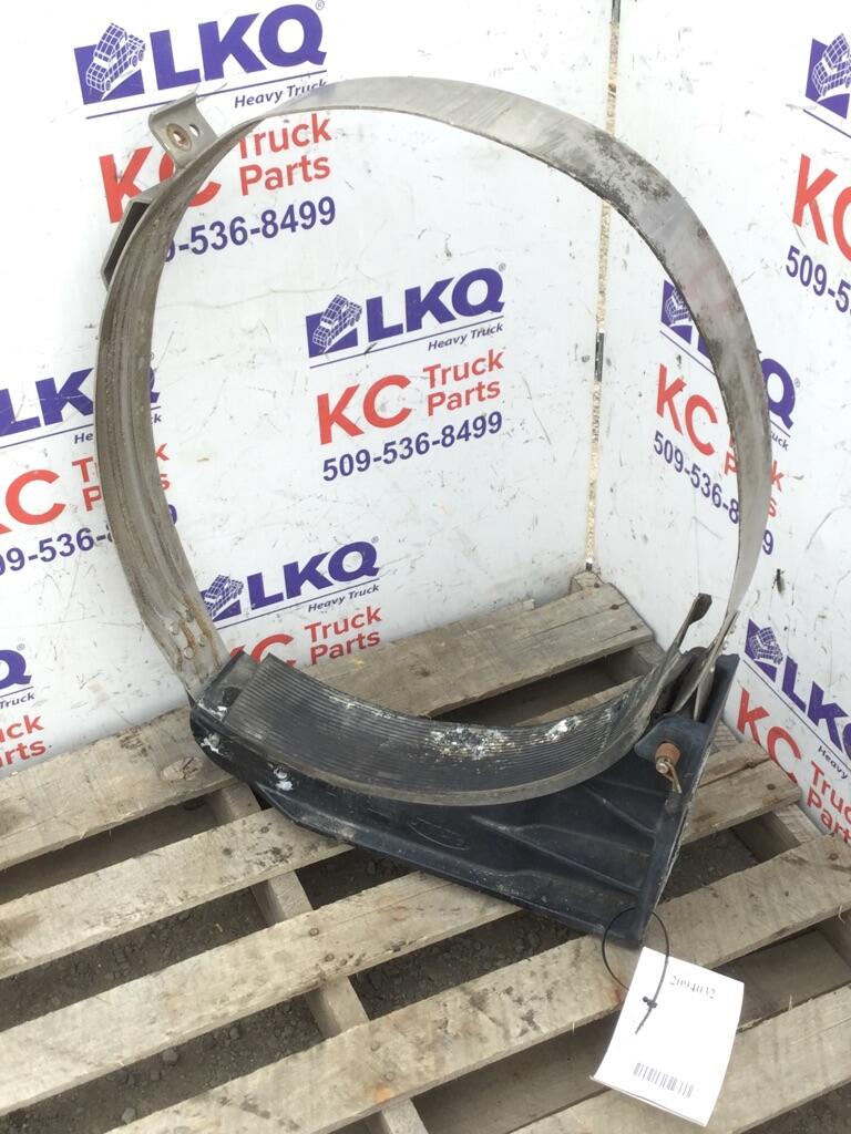 PETERBILT 386 FUEL TANK BRACKET OEM 1104855M00 in Spokane, WA 2094032