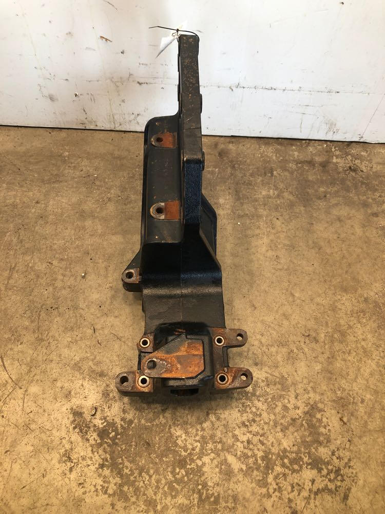PETERBILT 388 Frame Horn/Bumper Mount OEM B116078 in Dorr, MI 64610227