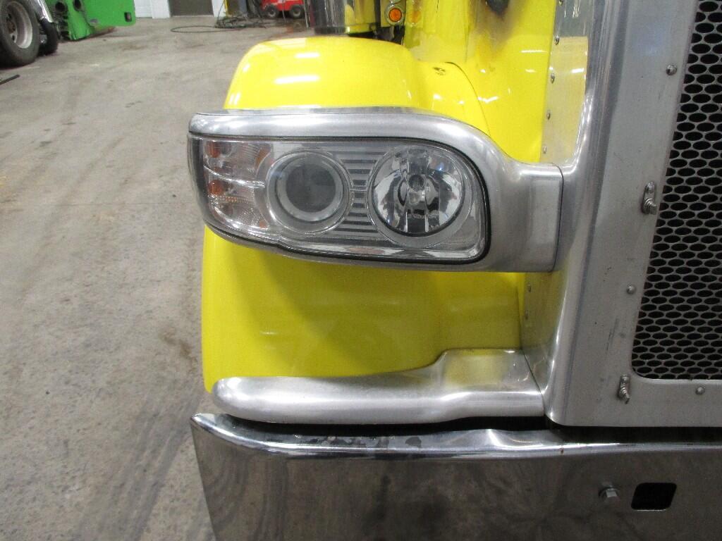 PETERBILT 389 Headlamp Assembly in MORRISVILLE, NY 3850