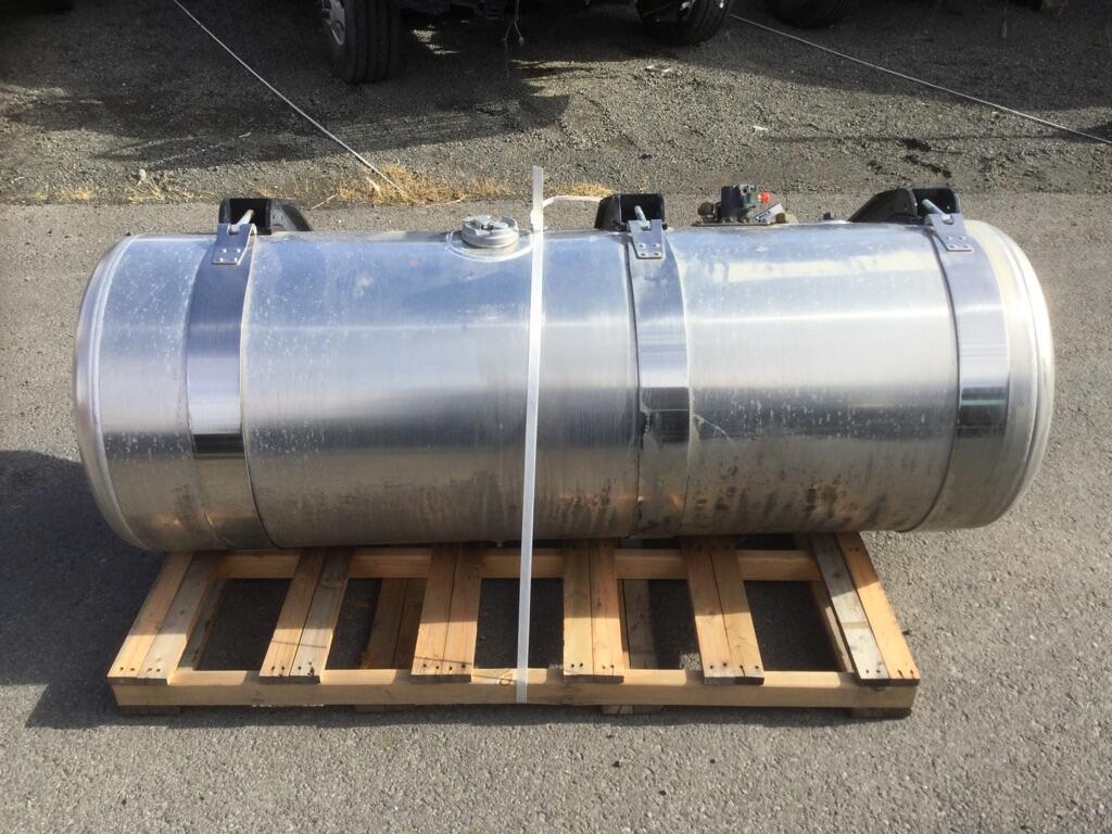 PETERBILT 567 FUEL TANK OEM 1104836133T070H in Spokane, WA 2027214