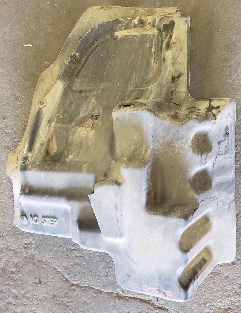 PETERBILT 579 Body Parts, Misc. OEM R526045 in SPOKANE, WA 3386