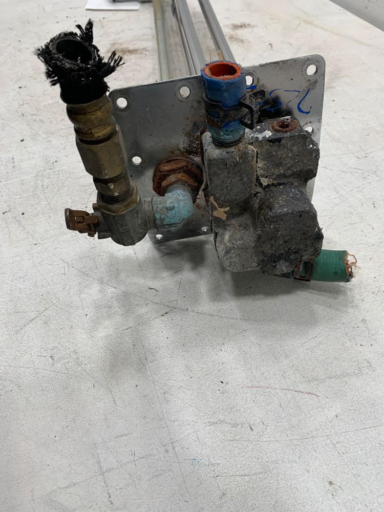 PETERBILT 579 Fuel Sending Unit in Dorr, MI 57510121