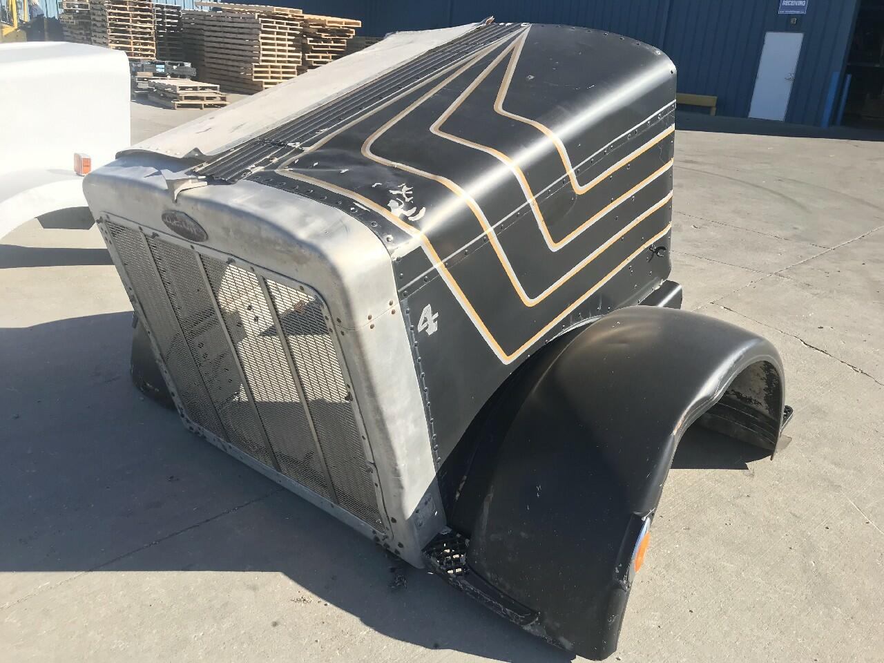 Peterbilt 359 Hood in Kansas City, MO #24902762