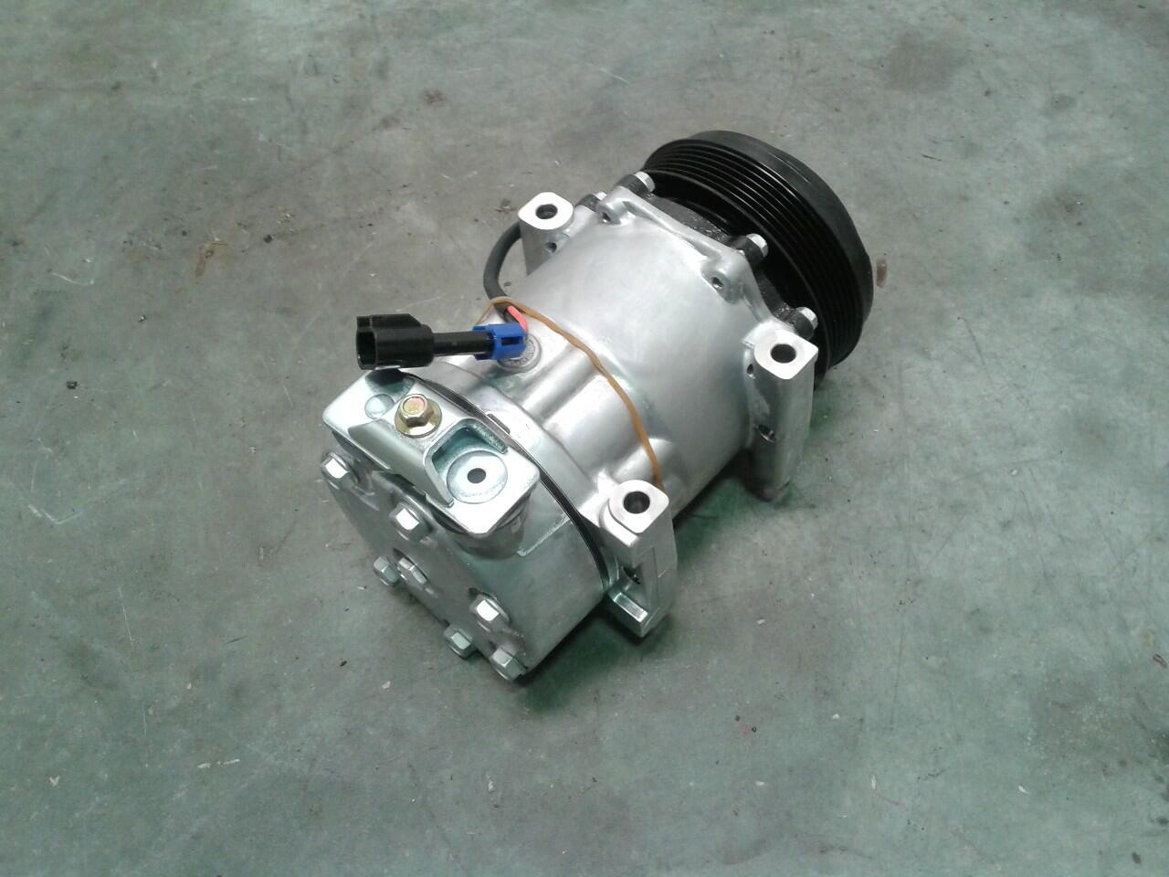 Peterbilt 379 Air Conditioner Compressor in Spencer, IA APAIR 596416HD