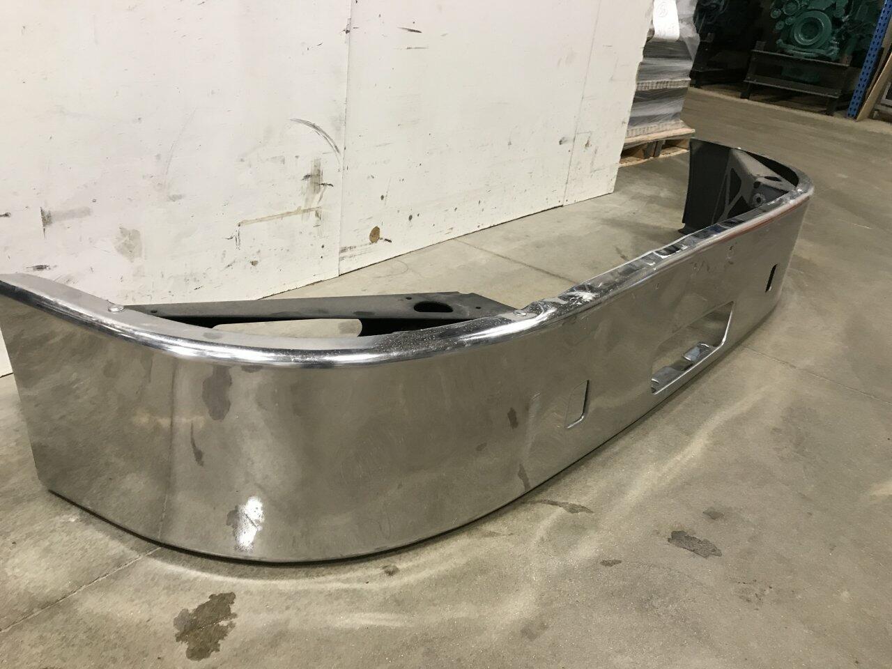 Peterbilt 386 Bumper Assembly, Front Oem# Tu28u0215-28ns In Kansas City 