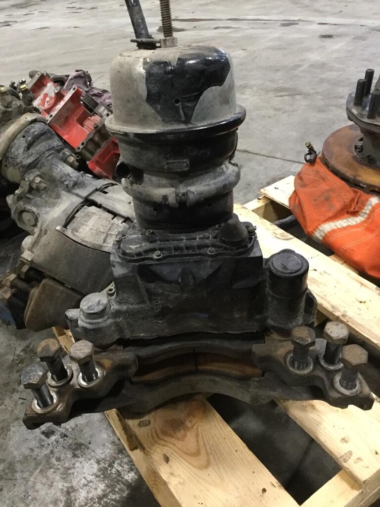 Peterbilt 389 Brake Shoes OEM Z035248 in Abbotsford, BRITISH COLUMBIA