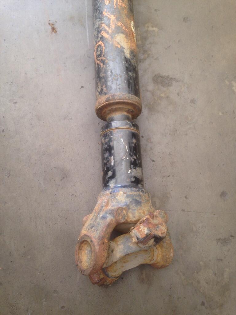 Peterbilt 389 Drive Shaft, Rear in Abbotsford, BRITISH COLUMBIA 6153