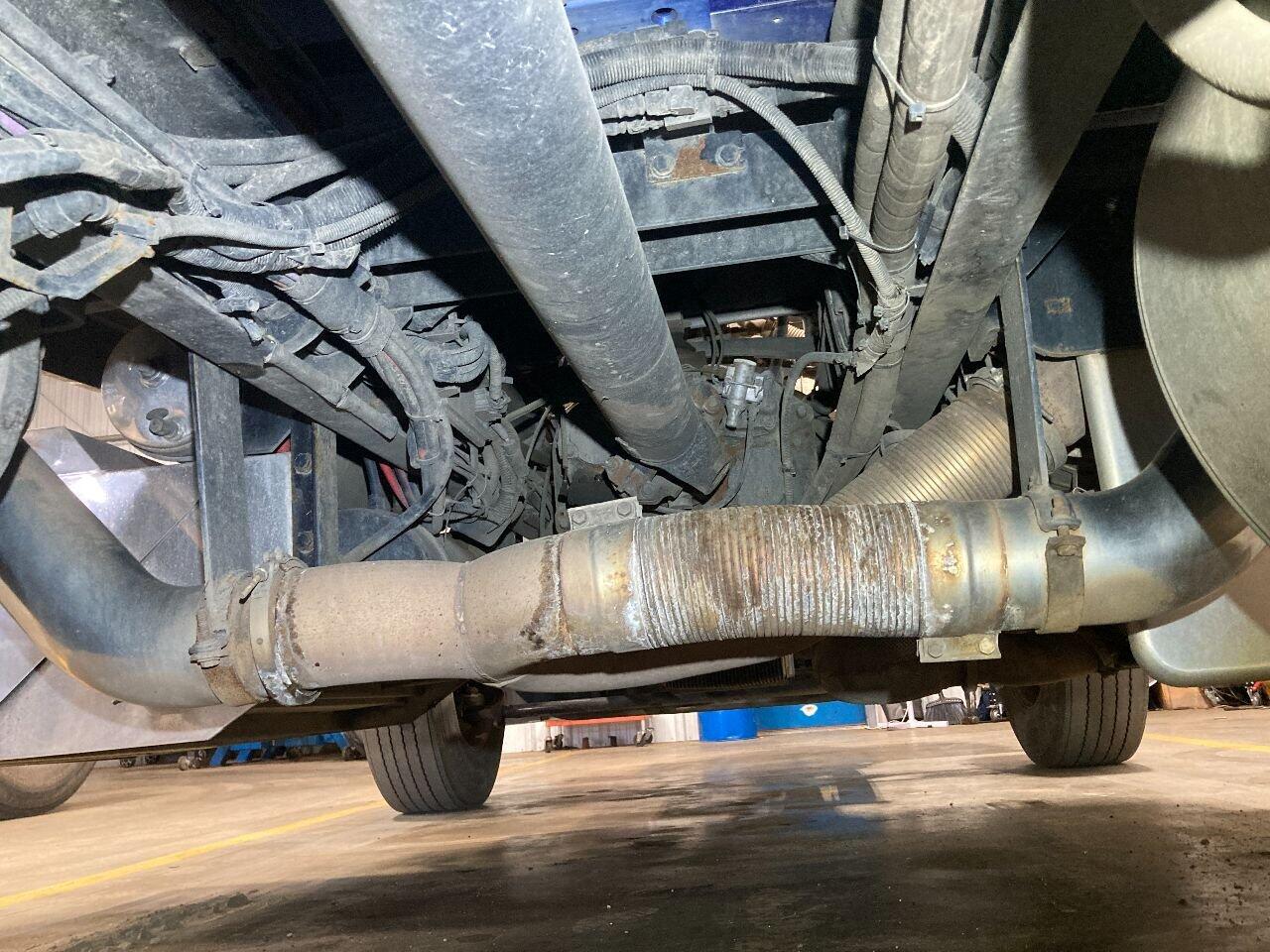 Peterbilt 389 Exhaust Pipe in Sioux Falls, SD 25215302