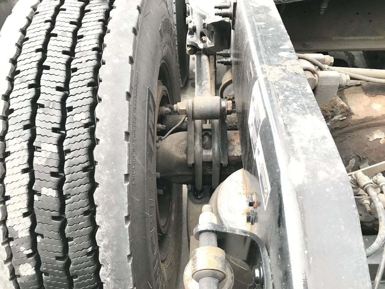 Peterbilt FLEX AIR Suspension in Council Bluffs, IA #25109604