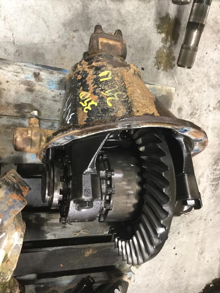 SPICER 4200 Differential Assembly (Rear, Rear) in Abbotsford, BRITISH