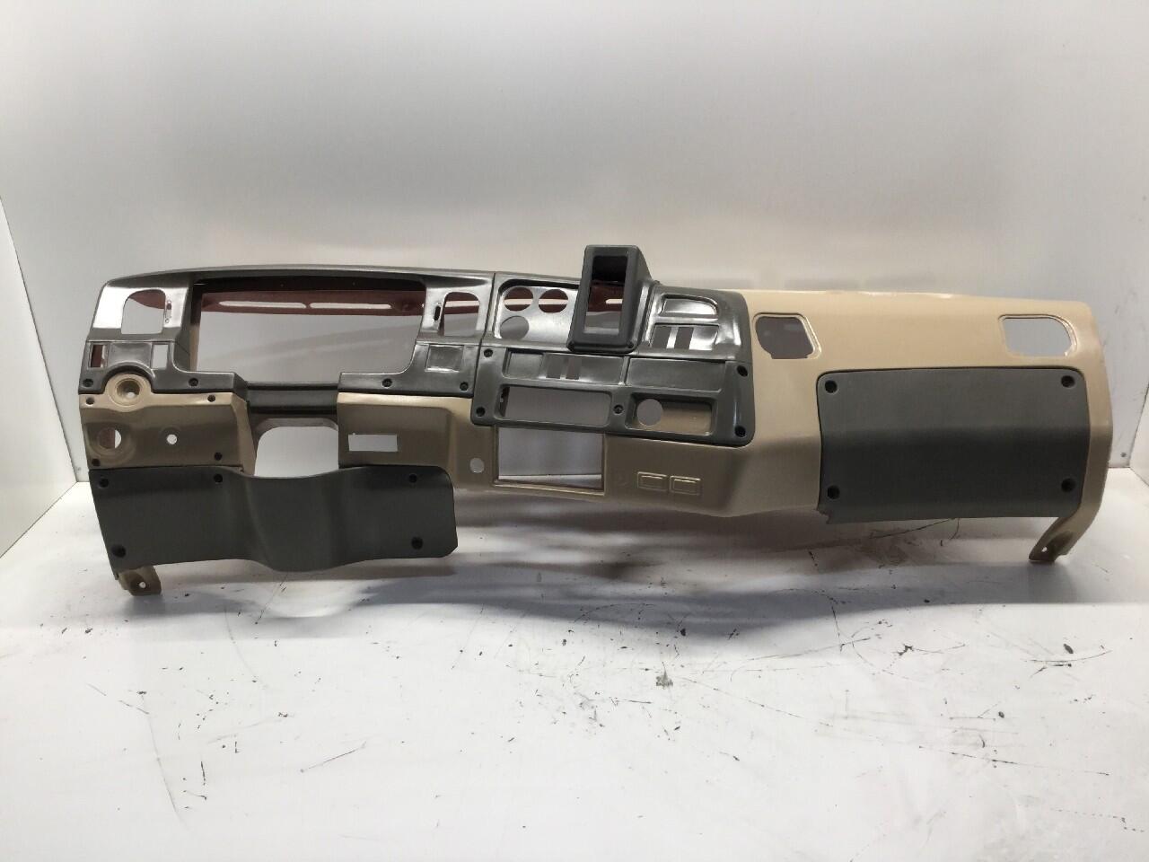 STERLING A9500 SERIES Dash Assembly in Spencer, IA 24445777