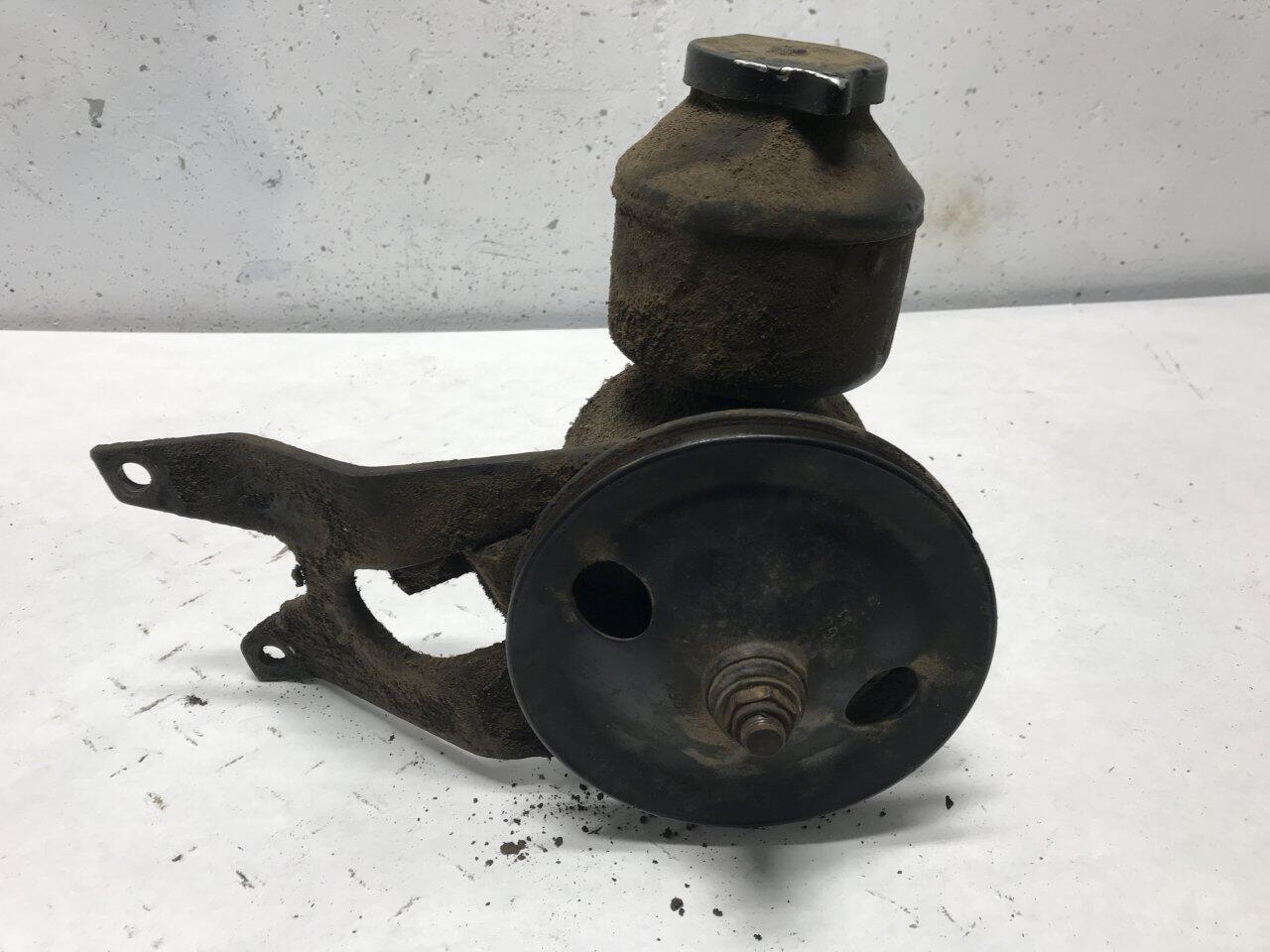 Saginaw 143 Steering Pump in Sioux Falls, SD 24866254