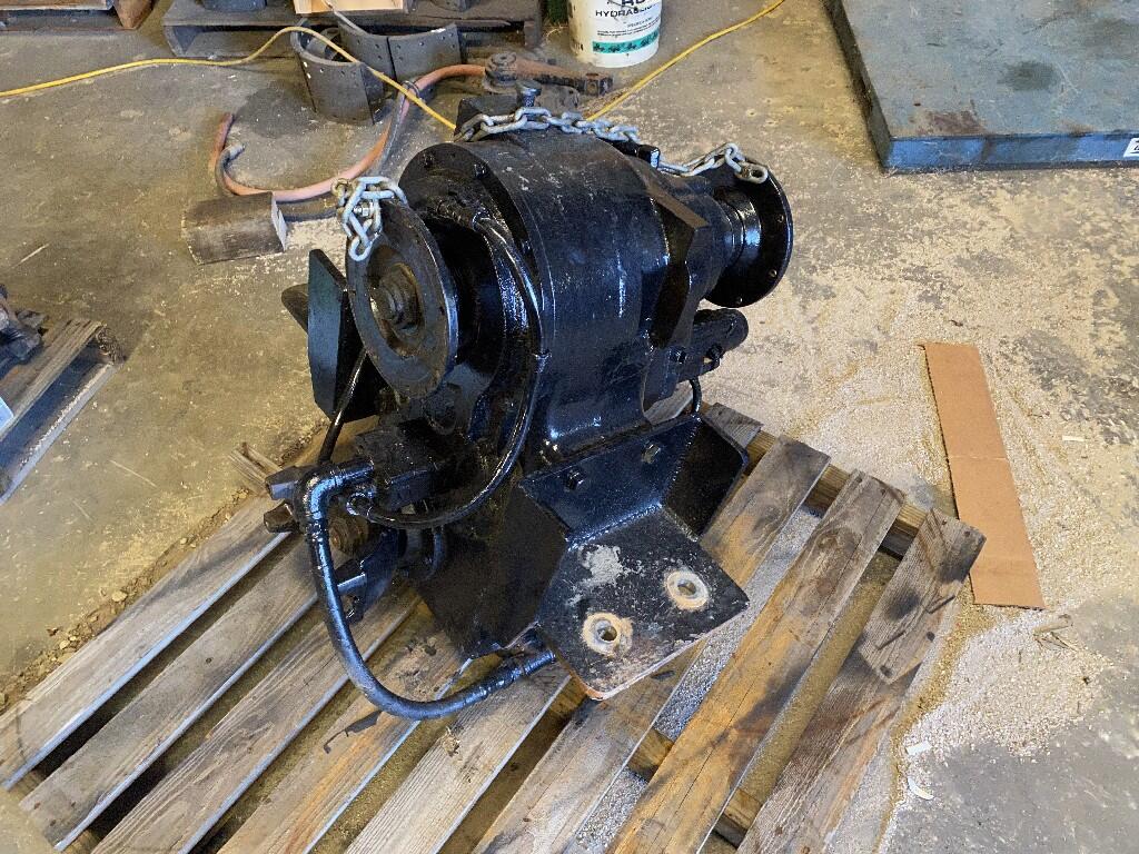 Spicer 784 Transfer Case Assembly in Oil City, LA 141646